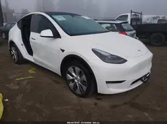 7SAYGDEE9PF898056 2023 TESLA MODEL Y