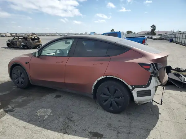 7SAYGDEE9PF907189 2023 TESLA MODEL Y - Image 2