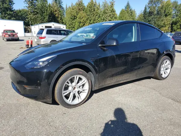 7SAYGDEE9PF910822 2023 TESLA MODEL Y - Image 1