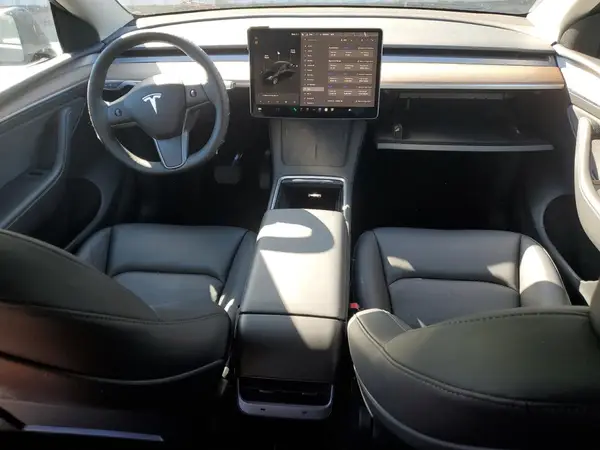 7SAYGDEE9PF910822 2023 TESLA MODEL Y - Image 8