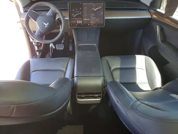 7SAYGDEE9PF928897 2023 TESLA MODEL Y - Image 8