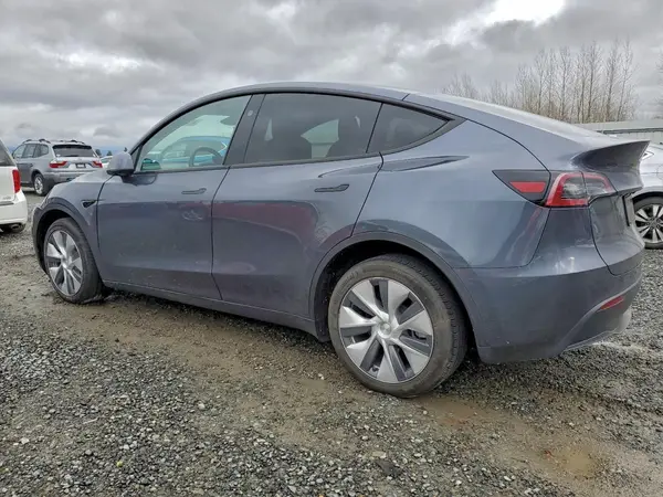 7SAYGDEE9PF937048 2023 TESLA MODEL Y - Image 2