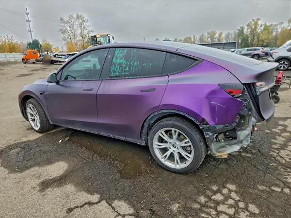 7SAYGDEE9PF947269 2023 TESLA MODEL Y - Image 2