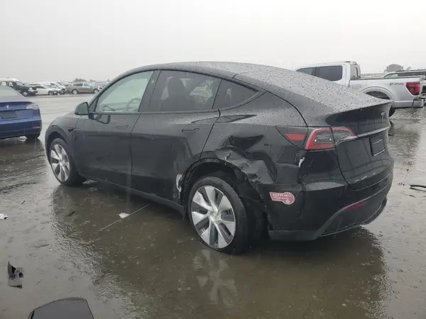 7SAYGDEE9PF967313 2023 TESLA MODEL Y - Image 2