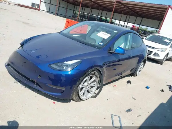 7SAYGDEE9RA215613 2024 TESLA MODEL Y - Image 2