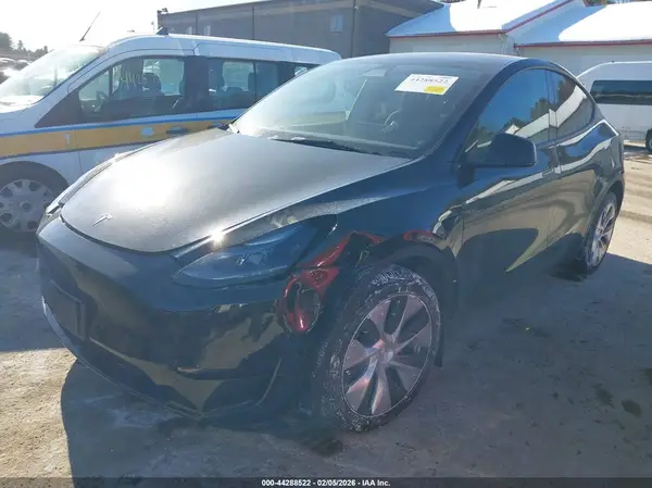 7SAYGDEE9RA218821 2024 TESLA MODEL Y - Image 2