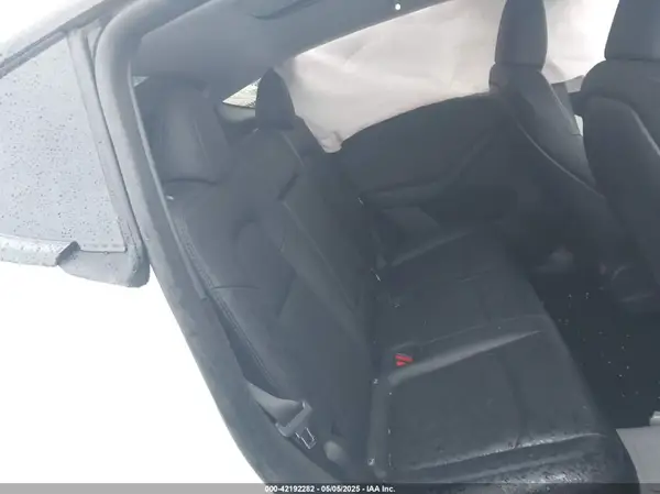 7SAYGDEE9RA221573 2024 TESLA MODEL Y - Image 8