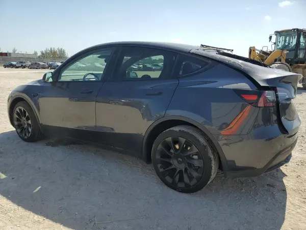 7SAYGDEE9RA222416 2024 TESLA MODEL Y - Image 2
