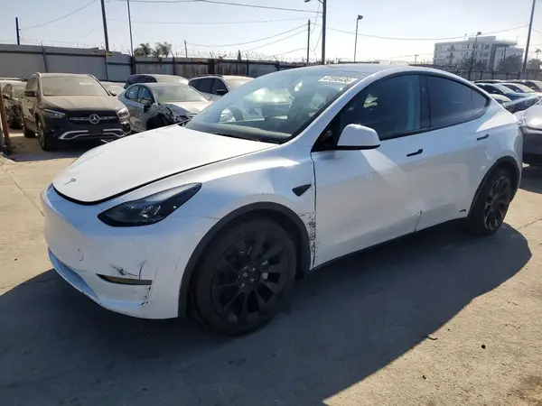7SAYGDEE9RA222562 2024 TESLA MODEL Y - Image 1