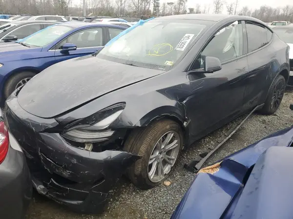 7SAYGDEE9RA222948 2024 TESLA MODEL Y - Image 1