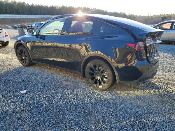 7SAYGDEE9RA225591 2024 TESLA MODEL Y - Image 2