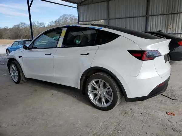 7SAYGDEE9RA225736 2024 TESLA MODEL Y - Image 2