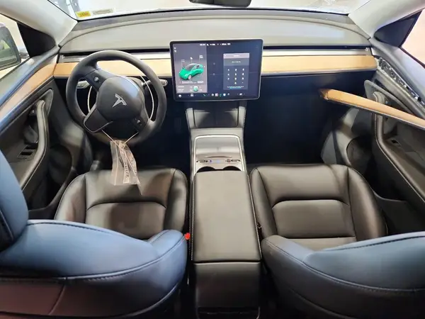 7SAYGDEE9RA238745 2024 TESLA MODEL Y - Image 8