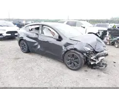 7SAYGDEE9RA239233 2024 TESLA MODEL Y