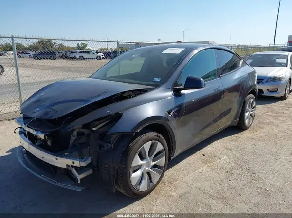 7SAYGDEE9RA248515 2024 TESLA MODEL Y - Image 2