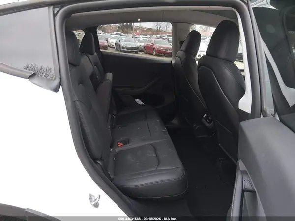 7SAYGDEE9RA249969 2024 TESLA MODEL Y - Image 8