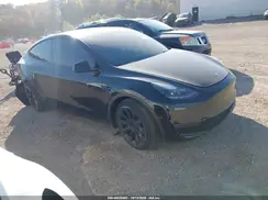 7SAYGDEE9RA250801 2024 TESLA MODEL Y