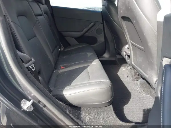 7SAYGDEE9RA251995 2024 TESLA MODEL Y - Image 8