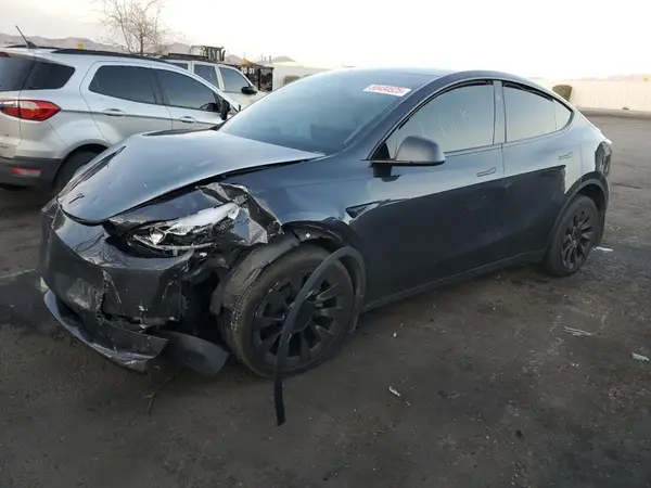 7SAYGDEE9RA255805 2024 TESLA MODEL Y - Image 1