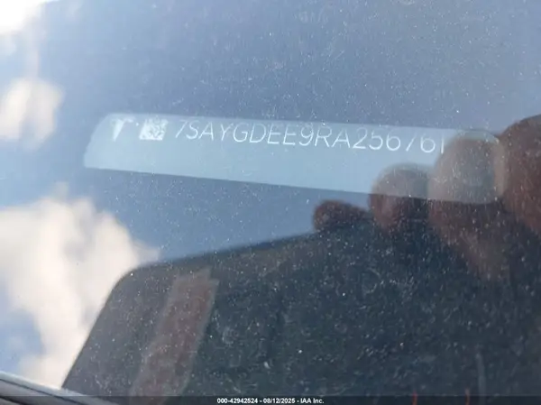 7SAYGDEE9RA256761 2024 TESLA MODEL Y - Image 8