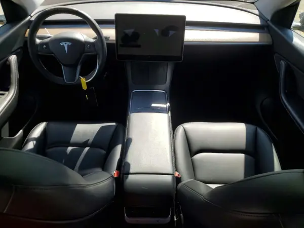 7SAYGDEE9RA263046 2024 TESLA MODEL Y - Image 8