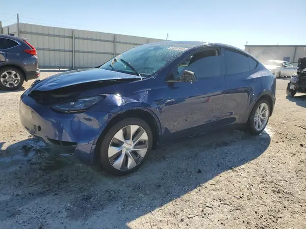 7SAYGDEE9RA270370 2024 TESLA MODEL Y - Image 1