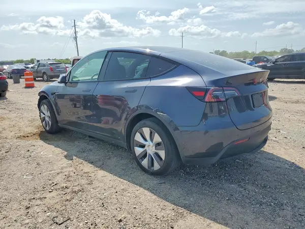 7SAYGDEE9RA275956 2024 TESLA MODEL Y - Image 2