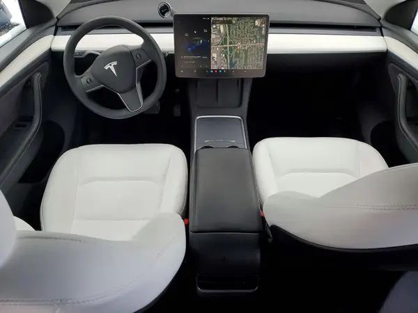 7SAYGDEE9RA282678 2024 TESLA MODEL Y - Image 8