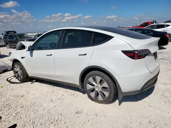 7SAYGDEE9RA289842 2024 TESLA MODEL Y - Image 2