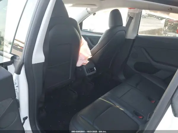 7SAYGDEE9RA289890 2024 TESLA MODEL Y - Image 8