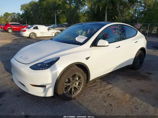 7SAYGDEE9RA291266 2024 TESLA MODEL Y - Image 2