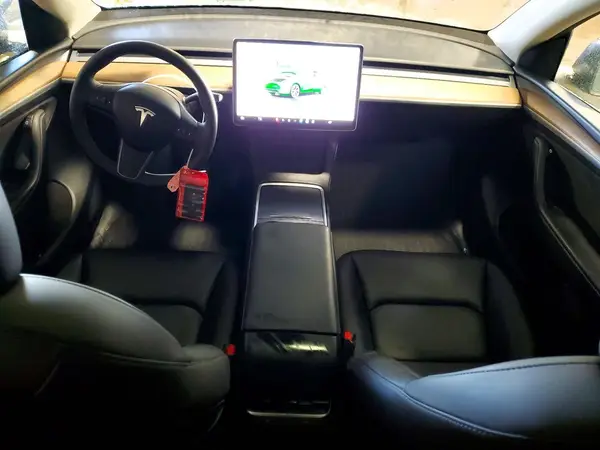 7SAYGDEE9RA295124 2024 TESLA MODEL Y - Image 8