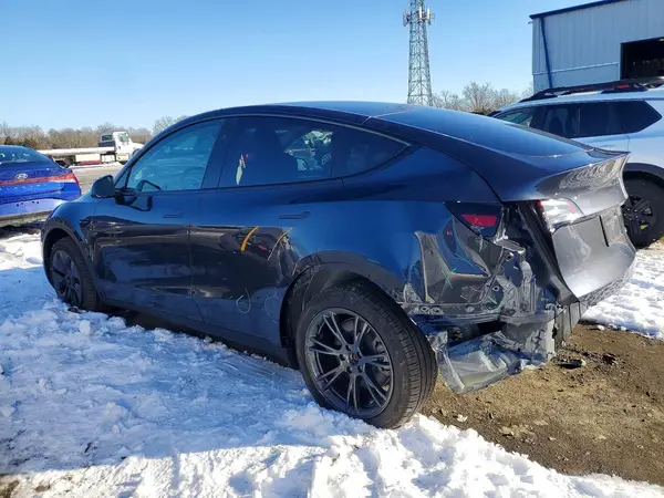 7SAYGDEE9RA298976 2024 TESLA MODEL Y - Image 2