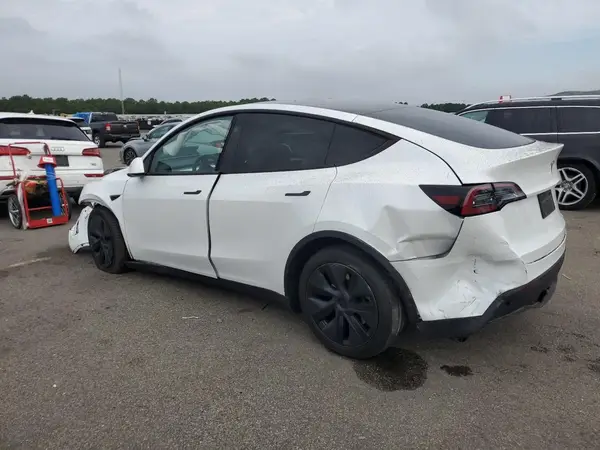 7SAYGDEE9RA301231 2024 TESLA MODEL Y - Image 2