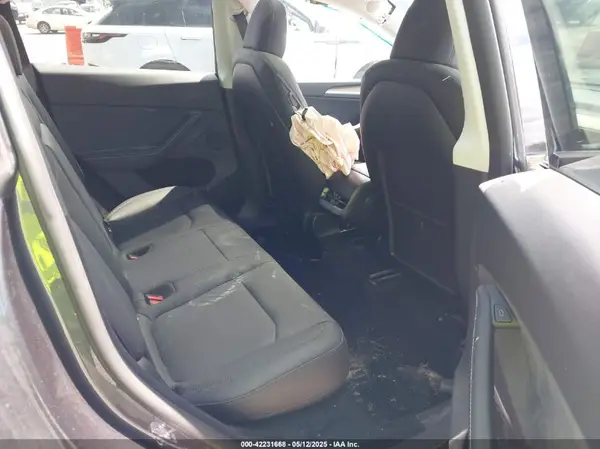 7SAYGDEE9RA306574 2024 TESLA MODEL Y - Image 8