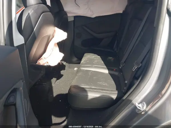 7SAYGDEE9RA320653 2024 TESLA MODEL Y - Image 8