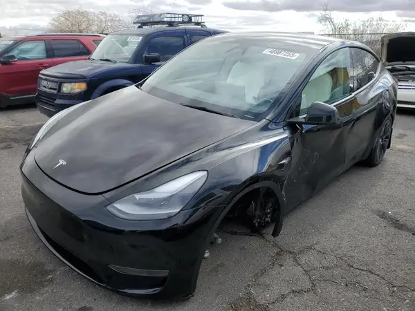 7SAYGDEE9RA323200 2024 TESLA MODEL Y - Image 1