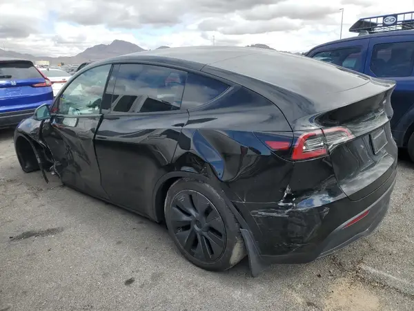 7SAYGDEE9RA323200 2024 TESLA MODEL Y - Image 2