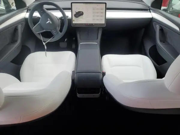 7SAYGDEE9RA323200 2024 TESLA MODEL Y - Image 8