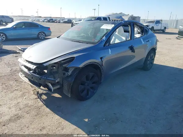 7SAYGDEE9RA330471 2024 TESLA MODEL Y - Image 2