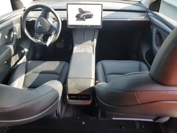 7SAYGDEE9RF025247 2024 TESLA MODEL Y - Image 8