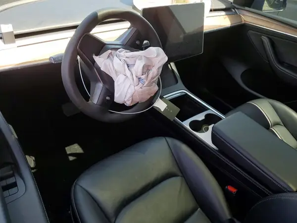 7SAYGDEE9RF025927 2024 TESLA MODEL Y - Image 8