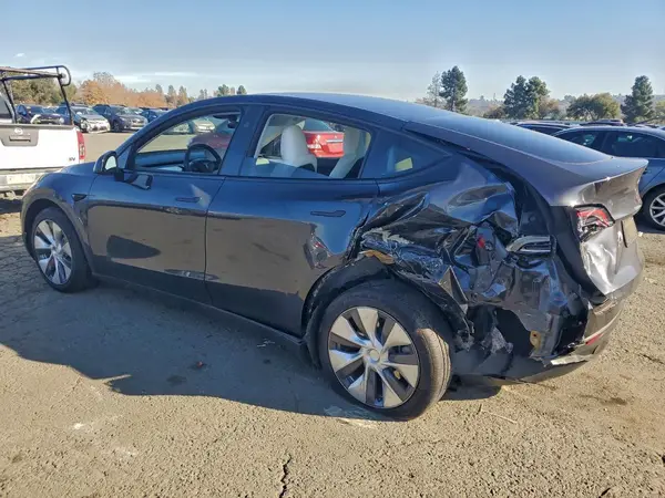 7SAYGDEE9RF045336 2024 TESLA MODEL Y - Image 2
