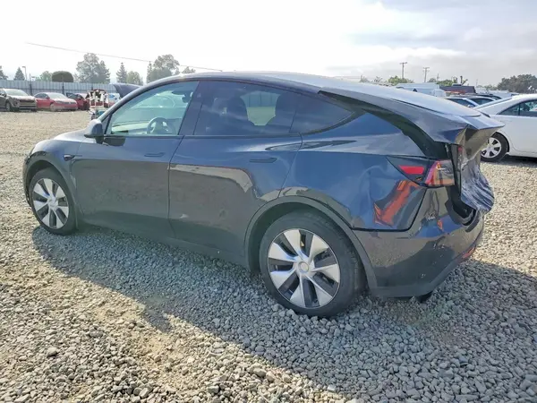 7SAYGDEE9RF054179 2024 TESLA MODEL Y - Image 2