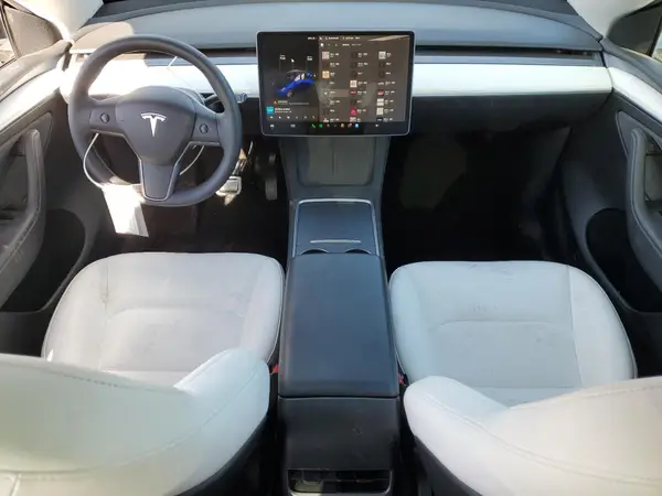 7SAYGDEE9RF059382 2024 TESLA MODEL Y - Image 8