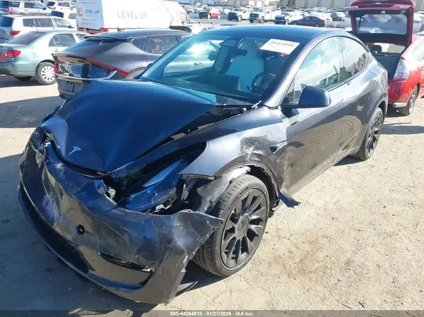 7SAYGDEE9RF065344 2024 TESLA MODEL Y - Image 2