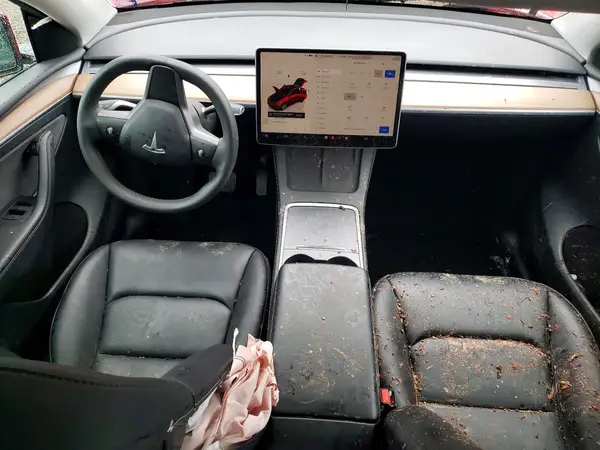 7SAYGDEE9RF068034 2024 TESLA MODEL Y - Image 8