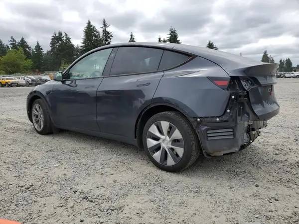 7SAYGDEE9RF069801 2024 TESLA MODEL Y - Image 2