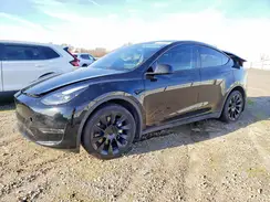 7SAYGDEE9RF070141 2024 TESLA MODEL Y