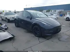 7SAYGDEE9RF071449 2024 TESLA MODEL Y